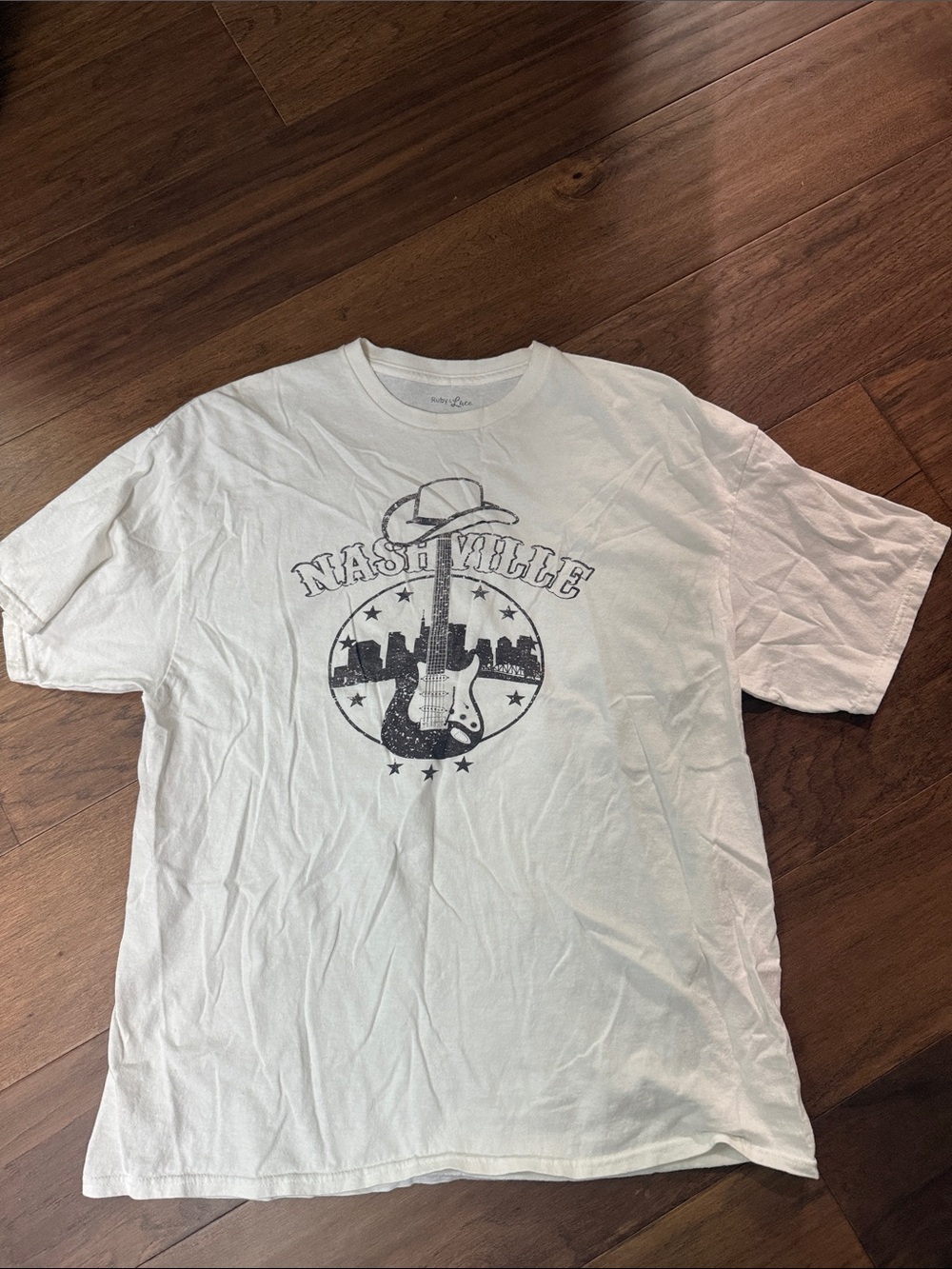 Vintage-Style Nashville White Graphic T-Shirt